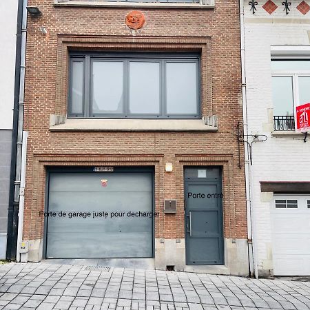 Logements Des Choraux 투르네 외부 사진