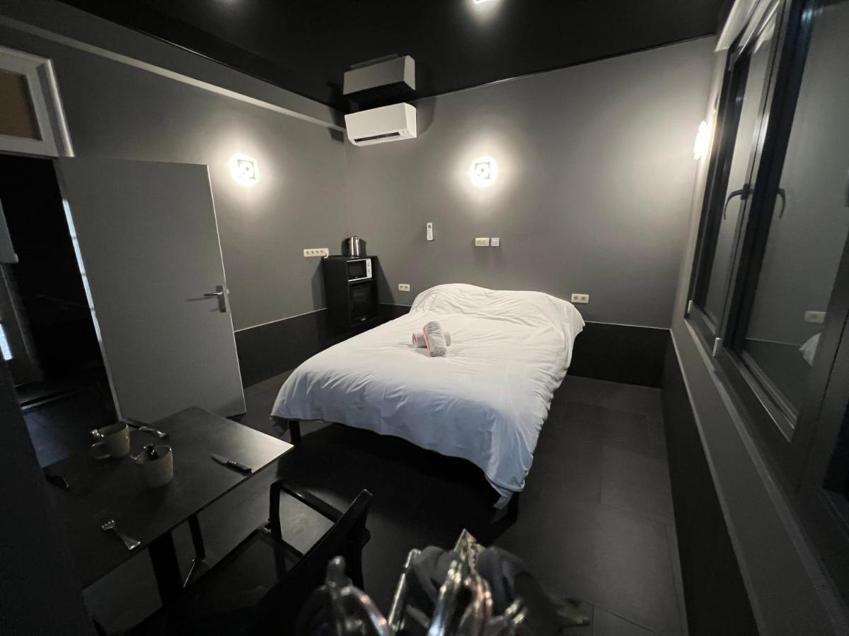 Logements Des Choraux 투르네 외부 사진