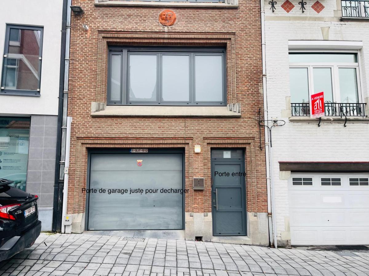 Logements Des Choraux 투르네 외부 사진